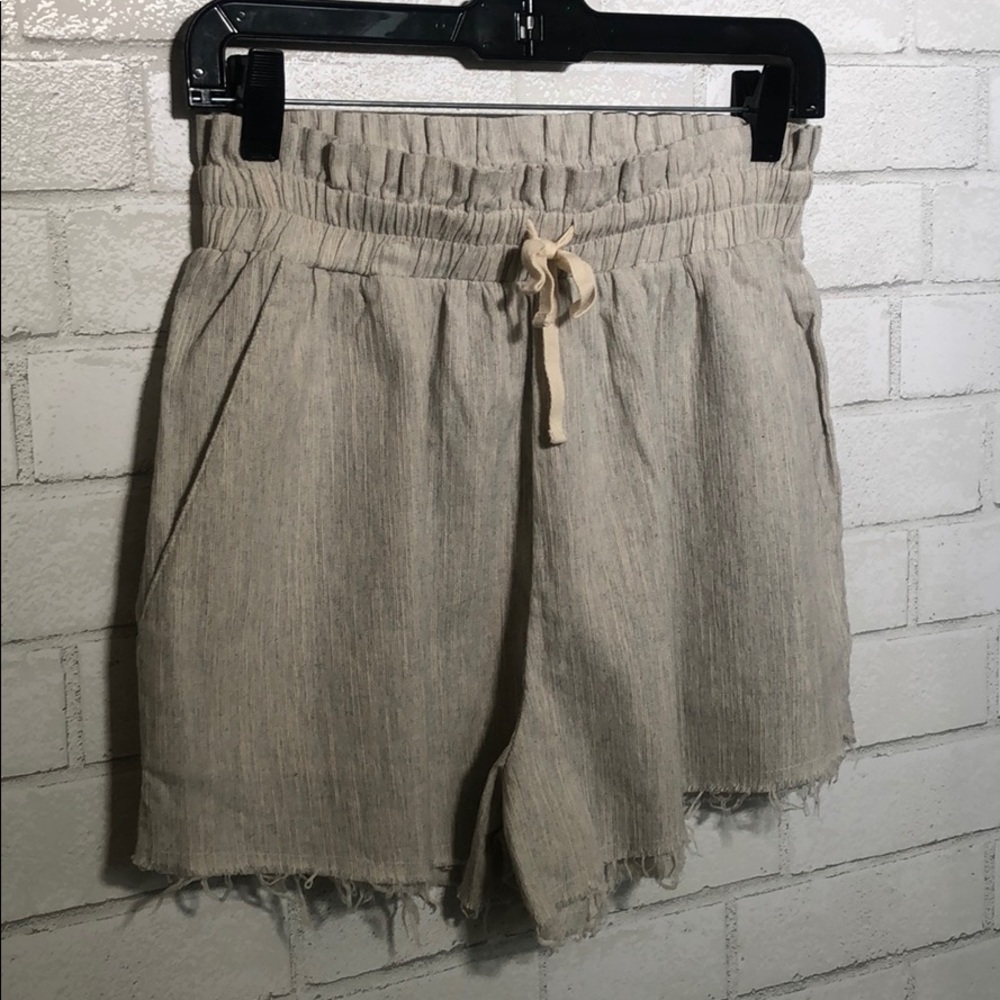 Linen Style Short + Ruffle Bandeau Matching Set - Picture 12 of 14